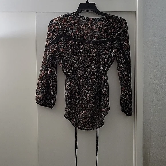 American Rag Tie Back Blouse - Picture 5 of 10
